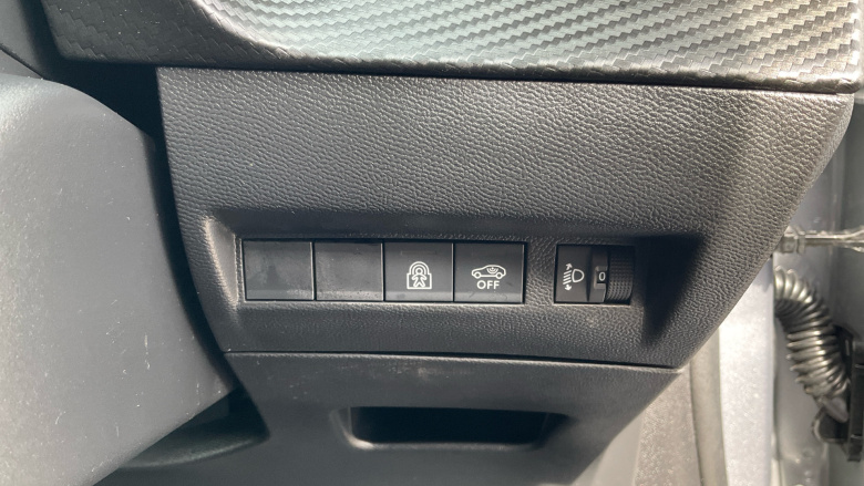 Peugeot 208 1.2 PureTech 100 Allure 5dr Petrol Hatchback